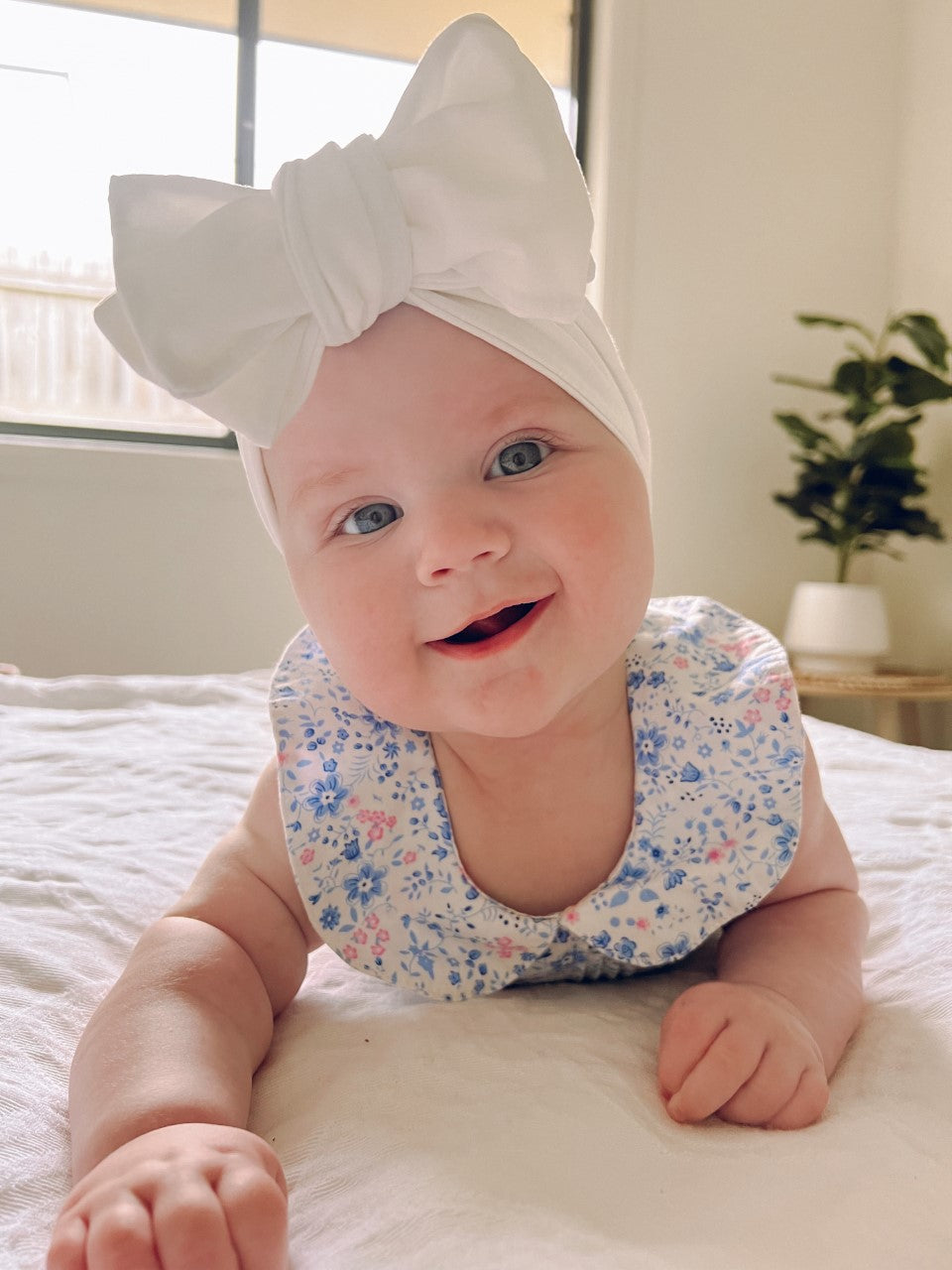 Juniper Oversized Topknot | Milk